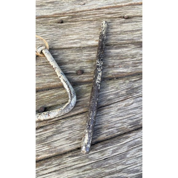 Antique Triangle Dinner Cowboy Bell and Rod Farmhouse Rustic - Picture 9 of 12